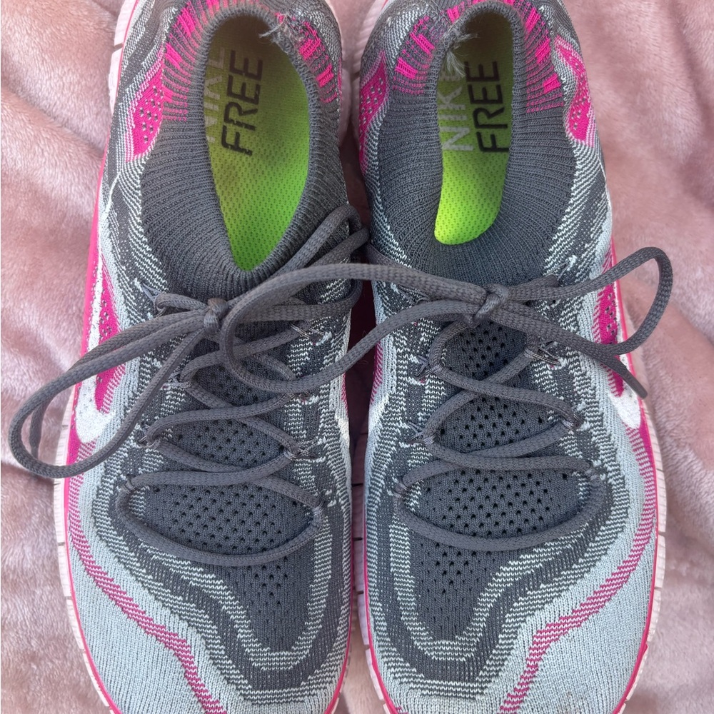 Nike Free Knit Women's Sneakers